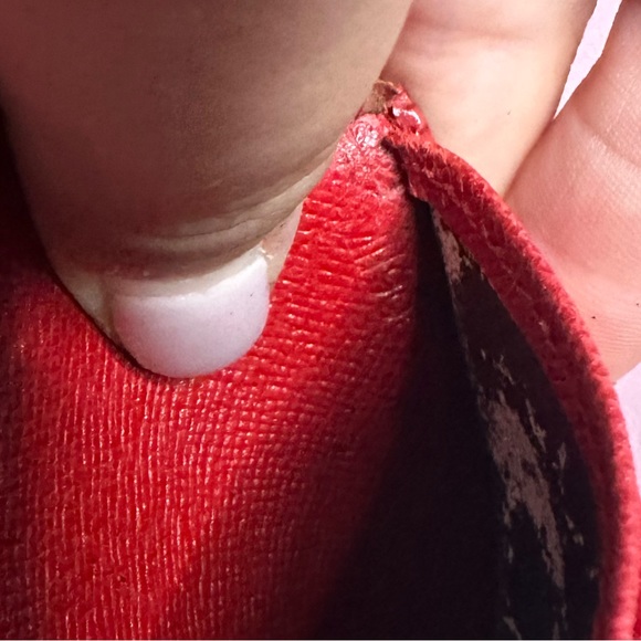 LV Red Epi Leather Kisslock Wallet - Picture 10 of 11